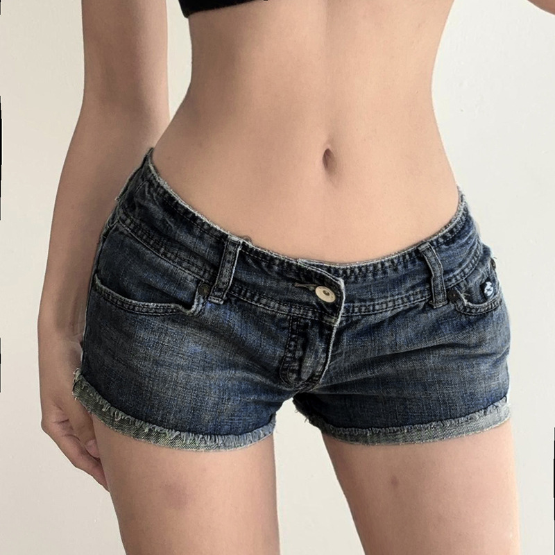 Retro washed blue low waisted denim shorts - Image 3